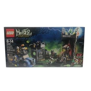 Lego 9466 Monster Fighters Crazy Scientist & His Monster Retired